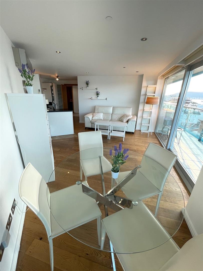 Image of Apartment - 2 Bedrooms - 1 Bathrooms for Rental in Majestic Ocean Plaza-Gibraltar, Image 2